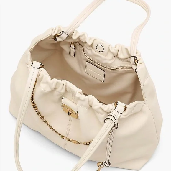 Marc Jacob’s The Cristina Tote - Picture 4 of 11